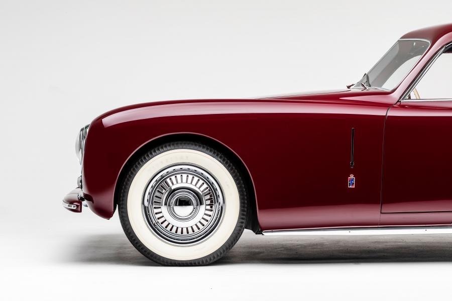 Детали экстерьера Cisitalia 202 1947 года  (фото 21 из 40)